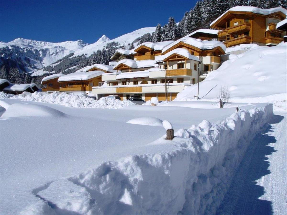 Chalet Apartment In ซาลบาคฮินเทอร์เกลมม์ ภายนอก รูปภาพ